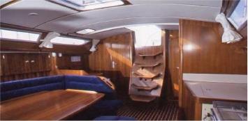 Yachtcharter sun odyssey 37.1 3cab Ladder