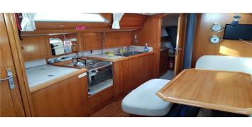 Yachtcharter Sun Odyssey 37.2 2Cab Pantry