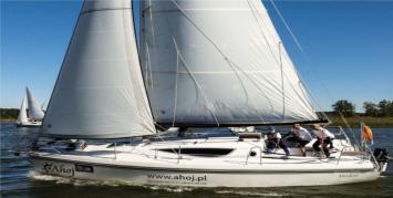 Yachtcharter Maxus 28 Standard 2Cab Top