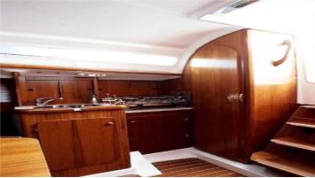 Yachtcharter Sun Fast 26 Pantry 2 Cab 1 WC