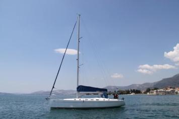 Yachtcharter beneteau cyclades 50.5 Top