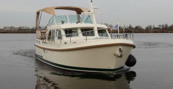 Yachtcharter linssen Grand Sturdy 34.9 Sedan Front