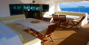 Yachtcharter dream 60 4 cab Salon