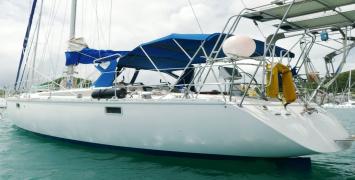 Yachtcharter sun kiss 45 cab 3 Top