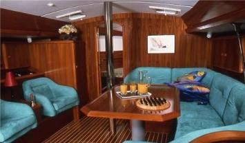 Yachtcharter Sun Odyssey 42 CC 2 Cab 2 salon