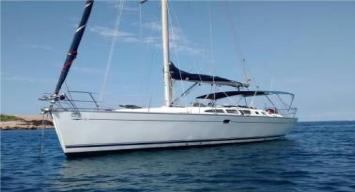 Yachtcharter Sun Odyssey 43 Legend Front