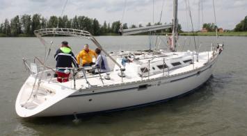 Yachtcharter jeanneau sun odyssey 44 Cabin 4 Top