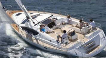 Yachtcharter Sun Odyssey 45 DS cab 3 Top