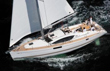 Yachtcharter jeanneau sun odyssey 45 ds 4 cab Front