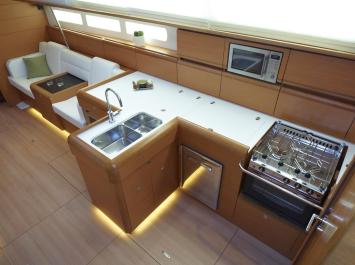 Yachtcharter Sun Odyssey 509 Cab 4 Pantry