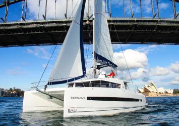 Yachtcharter Bali 4.3 cab 4 Top