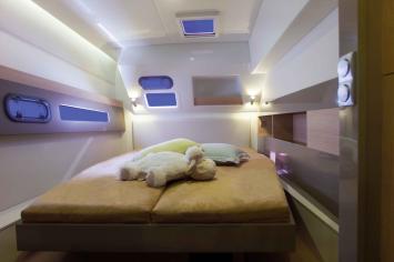 Yachtcharter Bali4.5 Fly 4Cab Cabin