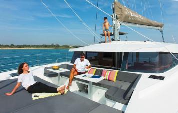 Yachtcharter Bali4.5 Fly 4Cab Exterior