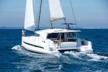 Yachtcharter Bali4.5 Fly 4Cab Back