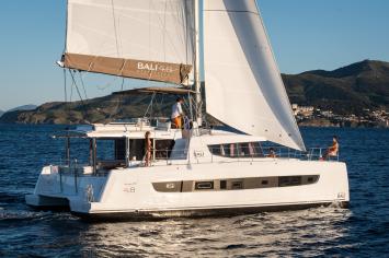 Yachtcharter Bali 4.8 Cab 4 Side