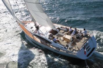 Yachtcharter Jeanneau 57 5 Cab Back