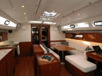 Yachtcharter Quattro fly c Cab 2 saloon