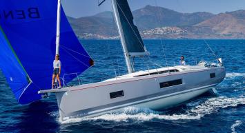 Yachtcharter Oceanis 46.1 OW Cab 4 Front