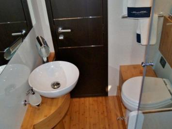Yachtcharter Blu Martin 48 Cab 3 WC 2