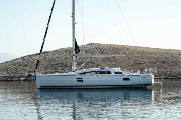 Yachtcharter Elan 40.1 cab 3 side