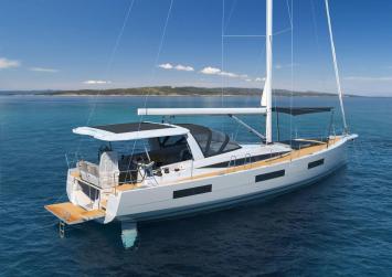 Yachtcharter jeanneau 60 4 cabin aerial view