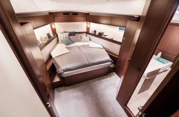 Yachtcharter Bavaria Cruiser 46 Style 3cab cabin