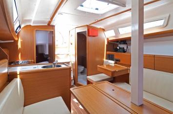 Yachtcharter SunOdyssey33i 8