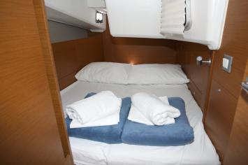 Yachtcharter SunOdyssey410 10