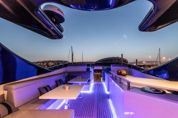 Yachtcharter Bugari100 31