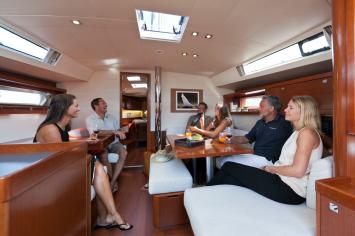 Yachtcharter Oceanis45 14