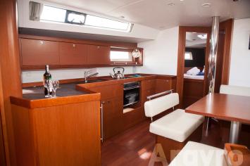 Yachtcharter Oceanis45 21