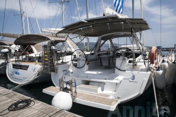 Yachtcharter Oceanis48 5Cab 18