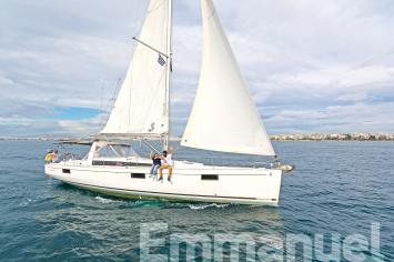 Yachtcharter Oceanis48 5Cab 30