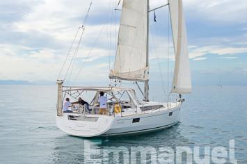 Yachtcharter Oceanis48 5Cab 32