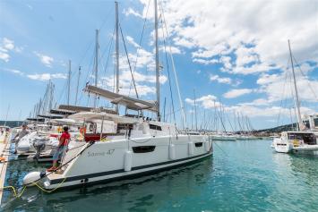 Yachtcharter FountainePajotSaona47 4