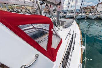 Yachtcharter Oceanis35 5