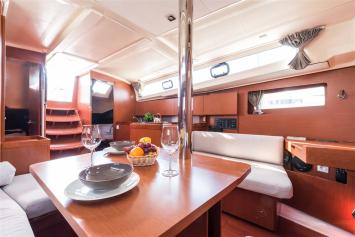 Yachtcharter Oceanis41 22