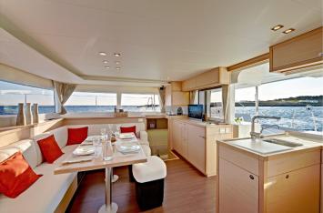 Yachtcharter Lagoon450 6