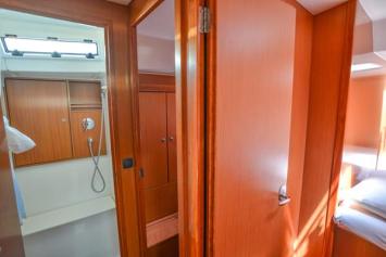 Yachtcharter BavariaCruiser45 16