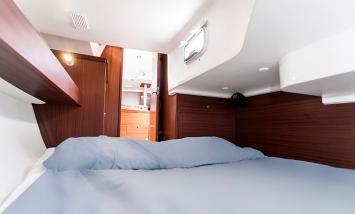 Yachtcharter Delphia31 14