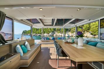 Yachtcharter Bali5 9