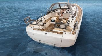 Yachtcharter BavariaC38 4