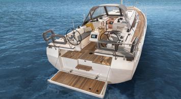 Yachtcharter BavariaC38 5