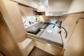 Yachtcharter BavariaC50Style 31cab 12