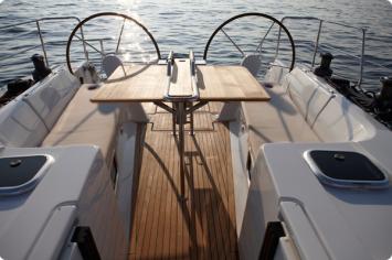 Yachtcharter Hanse445 4