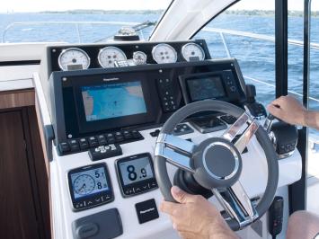 Yachtcharter SealineC330 11