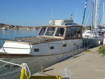 Yachtcharter Gangaro 4