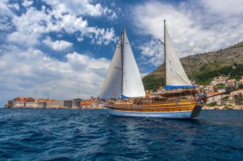 Yachtcharter GuletLinda 3