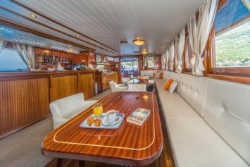 Yachtcharter GuletLuna 14