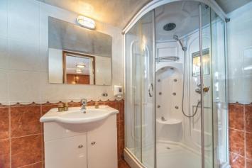 Yachtcharter GuletLuna 19